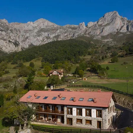 Picos De Europa Apartment Colio