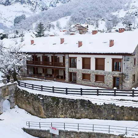 Picos De Europa Apartment Colio