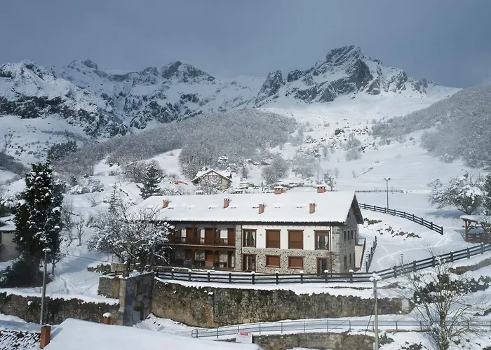 Picos De Europa Colio